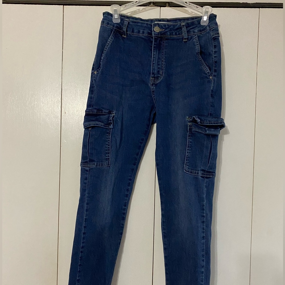 Stretchy Cargo Jeans! Size Small